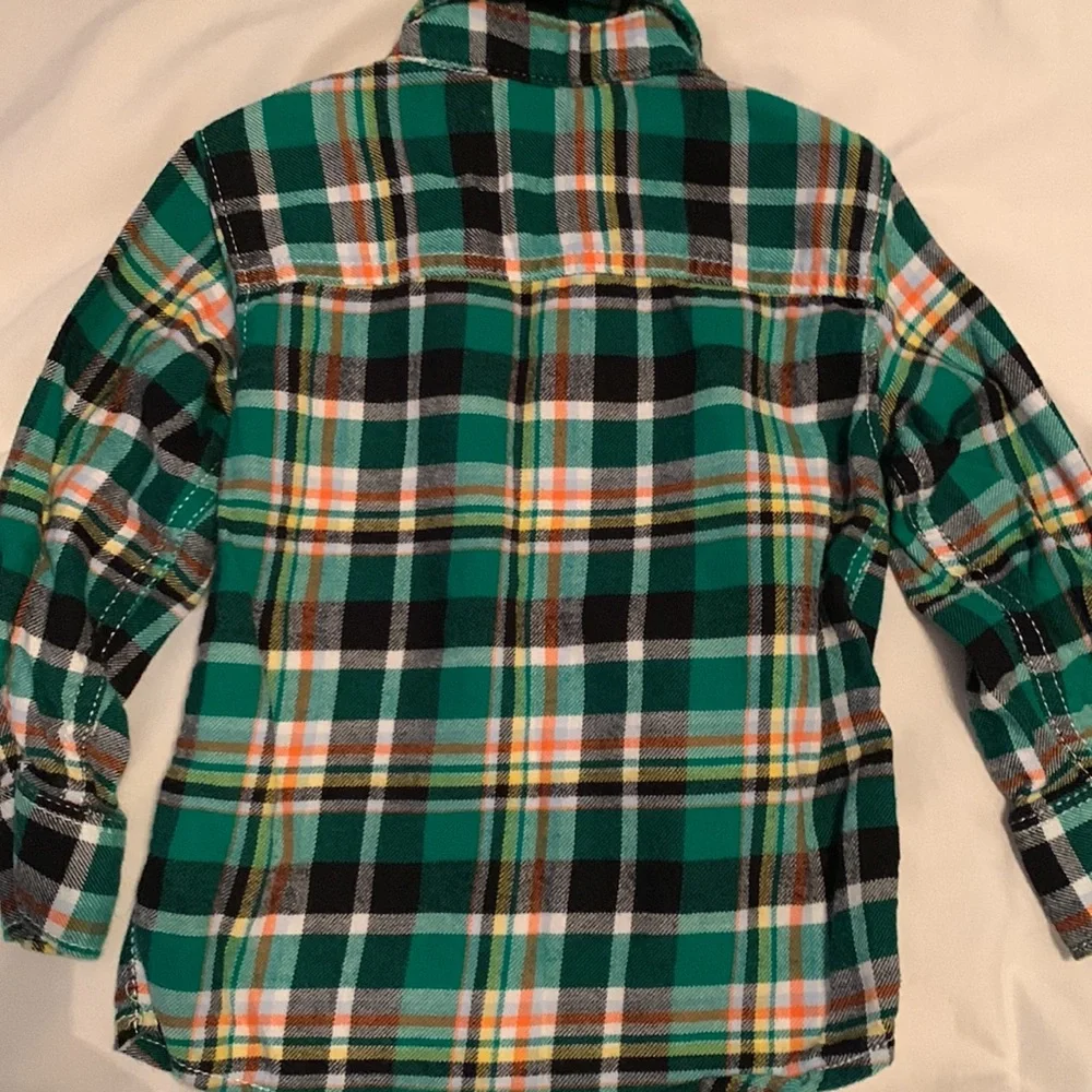 Carter’s Boys 2T Green Plaid Button Down Shirt